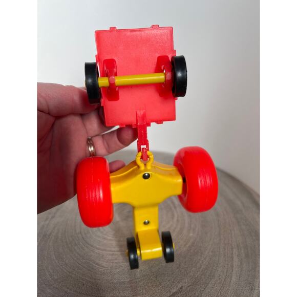 Vintage Fisher-Price Little People Yellow Tractor w/ Wagon and Farmer - Picture 4 of 8